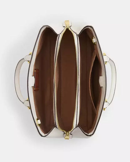 Bolso de mano Coach con etiqueta Coach